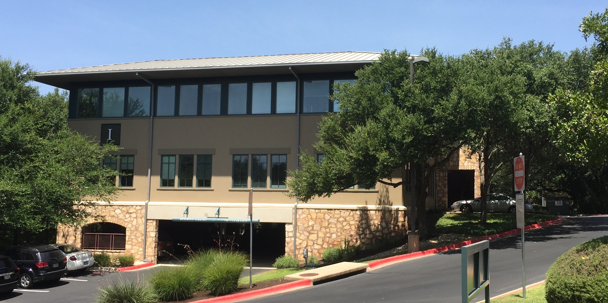 West Lake Hills Commercial Real Estate Texas Office Advisors